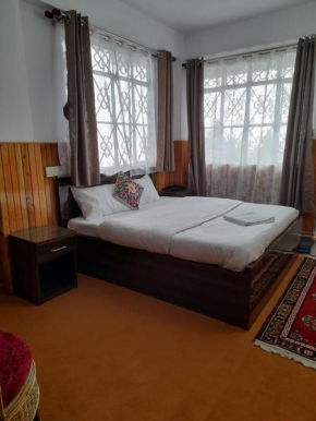 Yalung Homestay